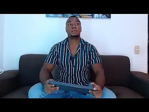 JaySmit  online show from April 19, 2026, 9:06 pm