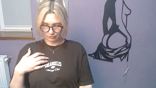  sexy lady online show from May 21, 2026, 12:46 pm