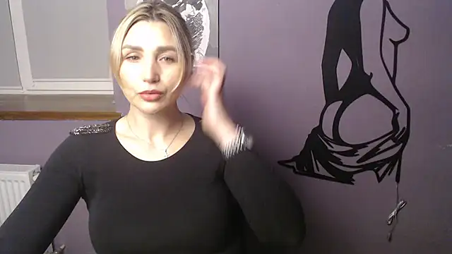  sexy lady online show from March 18, 2026, 1:35 pm