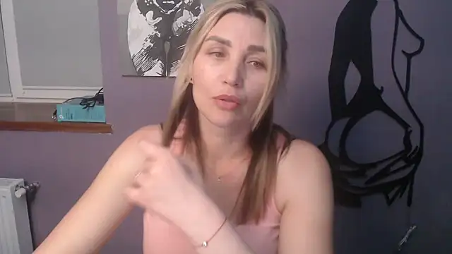  sexy lady online show from May 26, 2026, 3:32 pm