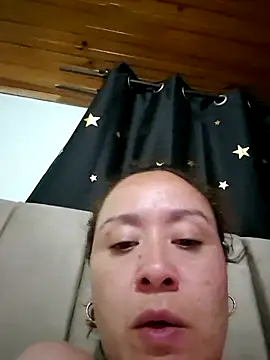 RenataSexy  online show from May 12, 2026, 1:35 am