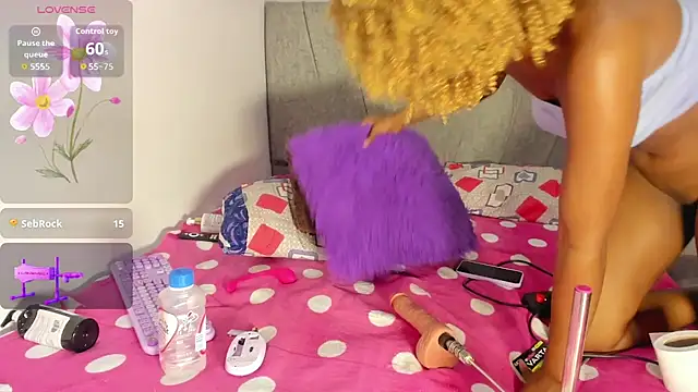 Snapshot of tammy__brown chatting on November 17, 2025, 11:14 am tammy brown online show from November 17, 2025, 11:14 am