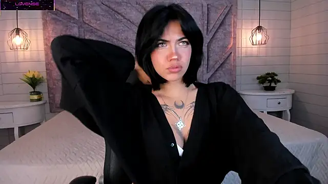 Snapshot of Gianna_foxy chatting on June 19, 2026, 2:12 pm Gianna foxy online show from June 19, 2026, 2:12 pm