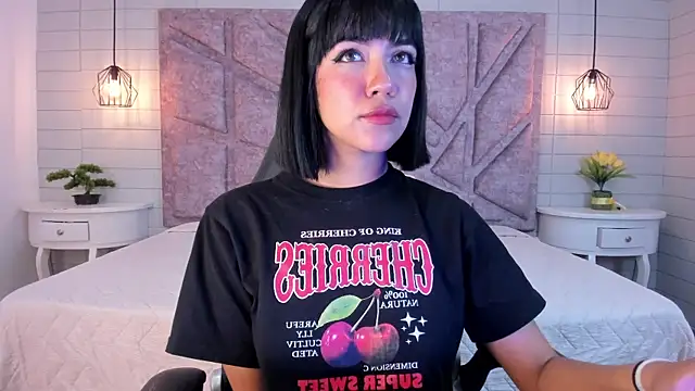 Snapshot of Gianna_foxy chatting on March 3, 2026, 12:56 pm Gianna foxy online show from March 3, 2026, 12:56 pm