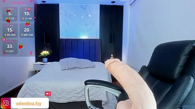 Gianna foxy online show from March 8, 2025, 5:49 am