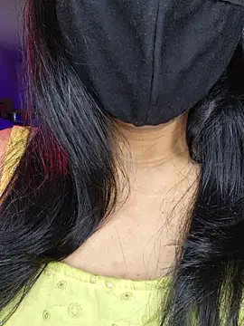 Nisha027 online show from September 11, 2025, 12:10 am