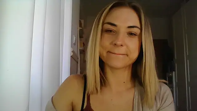 ashley xlove online show from January 27, 2025, 7:45 am