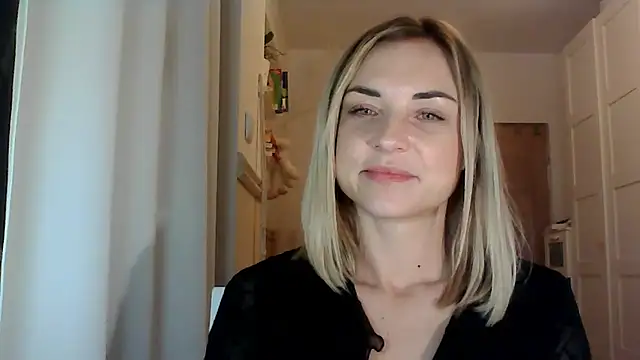 ashley xlove online show from December 18, 2024, 5:52 pm