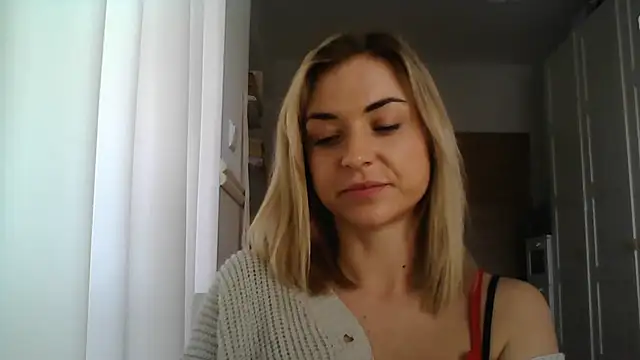 ashley xlove online show from January 22, 2025, 10:50 am