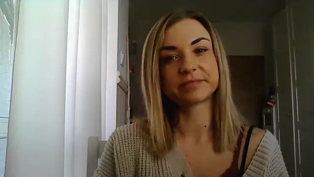 ashley xlove online show from March 4, 2025, 10:46 am