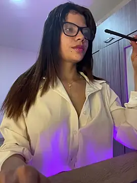 adop me   online show from October 23, 2025, 11:47 pm