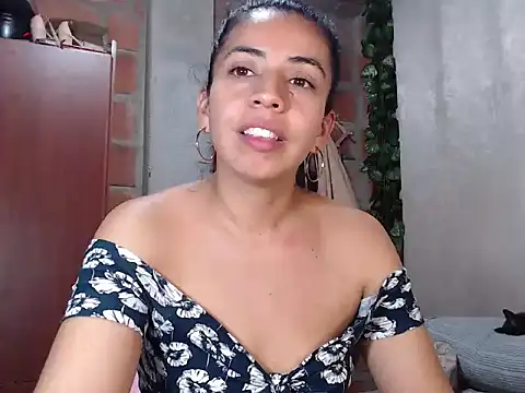 anngela01 online show from January 17, 2025, 12:31 am