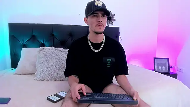 PhilipRich online show from March 14, 2025, 8:38 pm