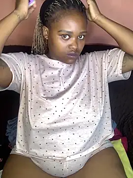 ThickPearlx23 online show from April 23, 2026, 8:10 pm