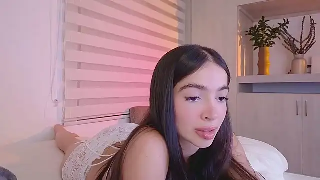 Siny Moore online show from March 15, 2025, 12:04 am