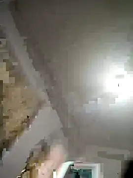 yovana13 online show from November 29, 2025, 5:24 pm