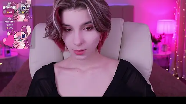 HaylaAmber online show from January 28, 2025, 8:04 pm