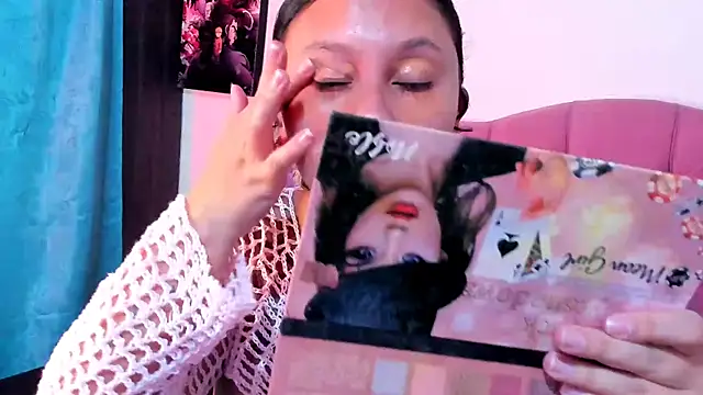 Mila nixon02 online show from October 21, 2025, 5:01 pm