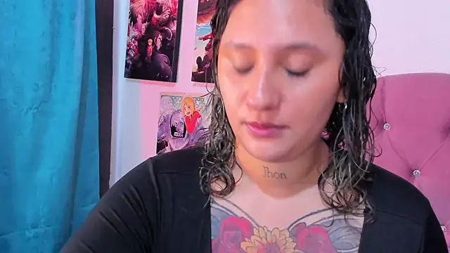 Mila nixon02 online show from September 27, 2025, 5:08 pm