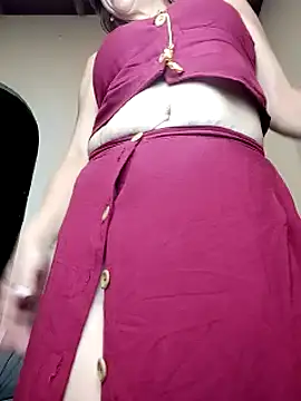 almaluna7 online show from December 3, 2024, 2:09 am