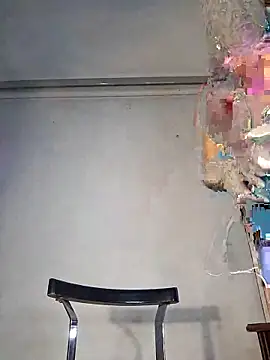 almaluna7 online show from February 13, 2026, 2:22 am