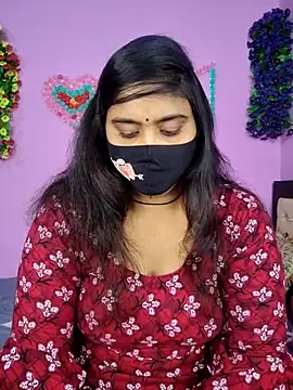 Hot Maleka online show from December 2, 2025, 4:09 pm