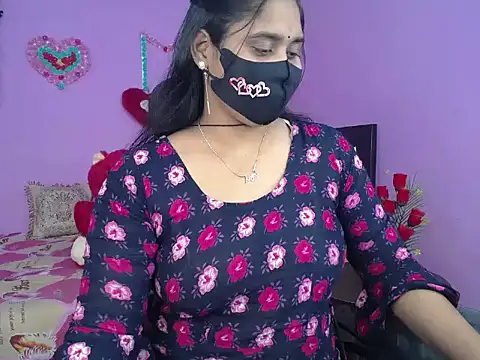 Hot Maleka online show from February 26, 2026, 4:40 pm