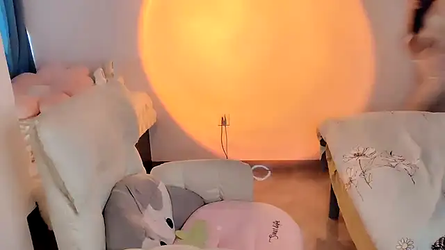 Ailisha66 online show from March 19, 2025, 5:52 am