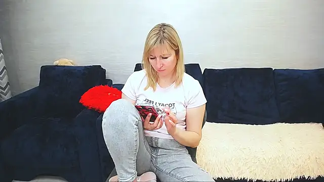Incredible Ariela online show from July 10, 2026, 1:22 pm