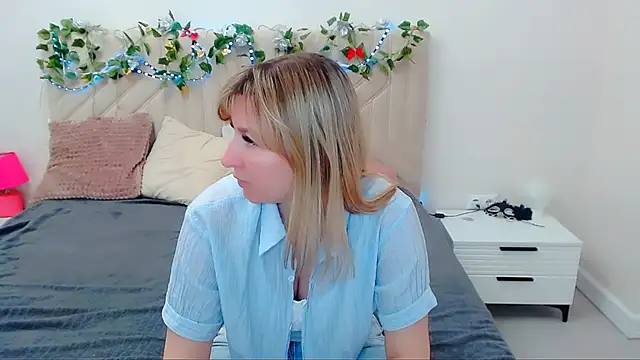 Incredible Ariela online show from May 7, 2026, 11:57 am