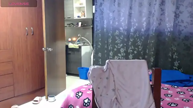 miia-big1boobs  online show from August 5, 2026, 2:05 am