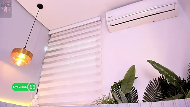 stephanymonroe online show from October 3, 2025, 4:30 pm