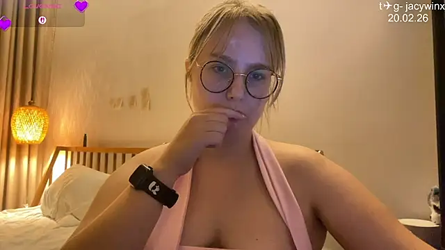 JacyWinslat online show from February 20, 2026, 3:47 pm