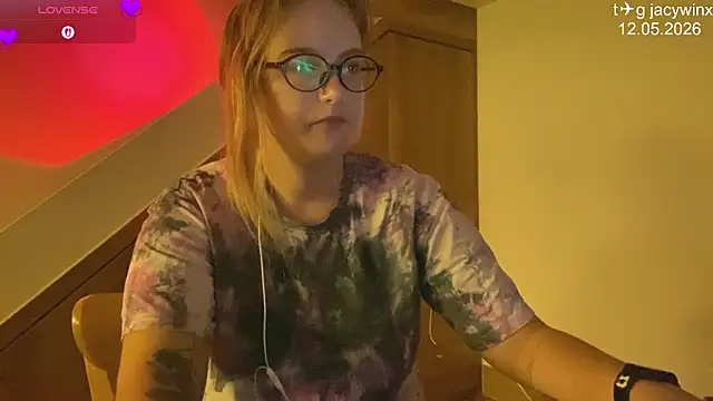 Snapshot of JacyWinslat chatting on May 12, 2026, 5:52 pm JacyWinslat online show from May 12, 2026, 5:52 pm