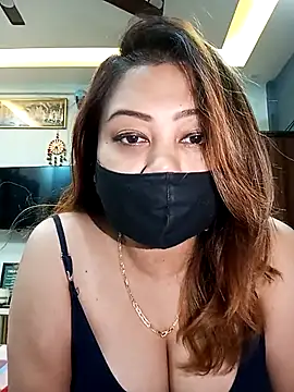 Cute-mona online show from January 10, 2026, 7:31 pm