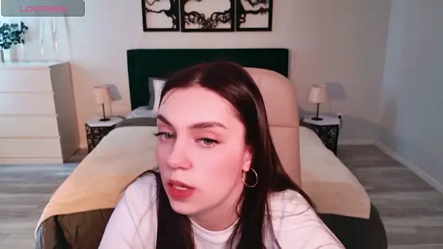 DaniellaLovely online show from March 29, 2026, 11:01 am