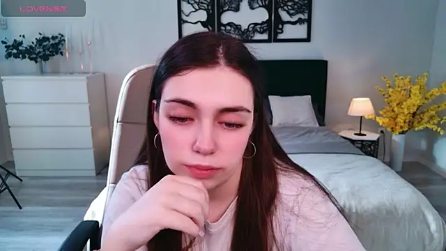 DaniellaLovely online show from February 5, 2026, 10:55 am