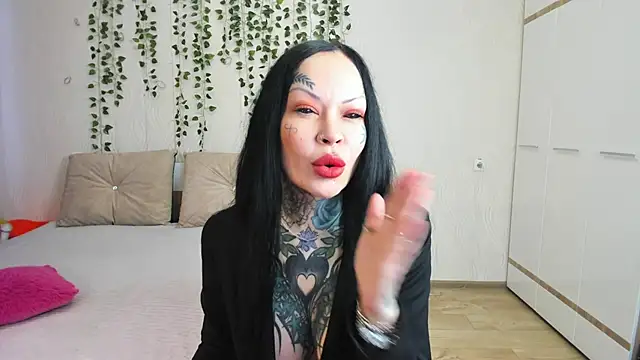 Snapshot of Megan_Black_Moon chatting on March 23, 2025, 5:32 am Megan Black Moon online show from March 23, 2025, 5:32 am