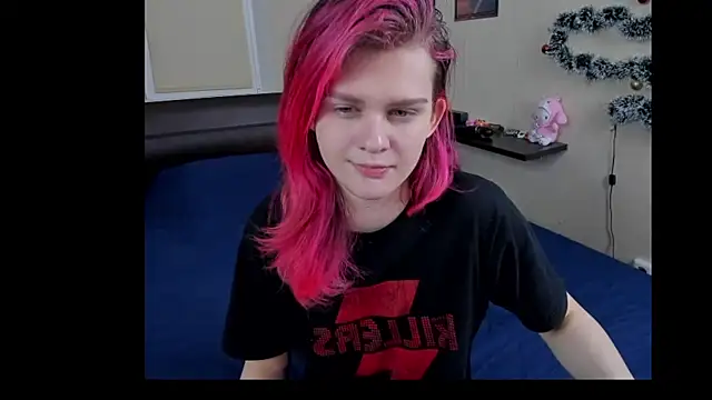 JulieTaylors online show from May 2, 2026, 9:42 pm