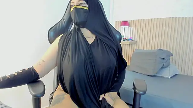 zully 01 online show from May 22, 2026, 12:14 pm