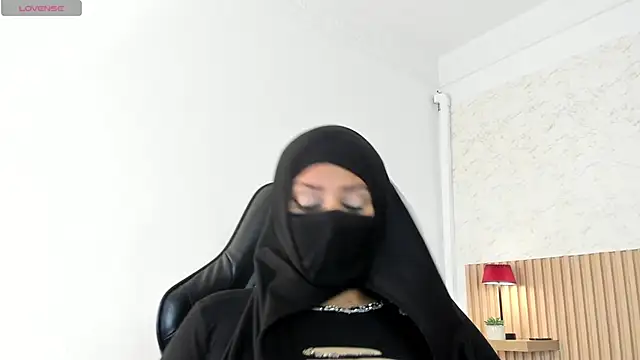 zully 01 online show from May 19, 2026, 12:01 pm