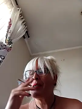 Rousmk1 online show from January 5, 2025, 8:42 pm