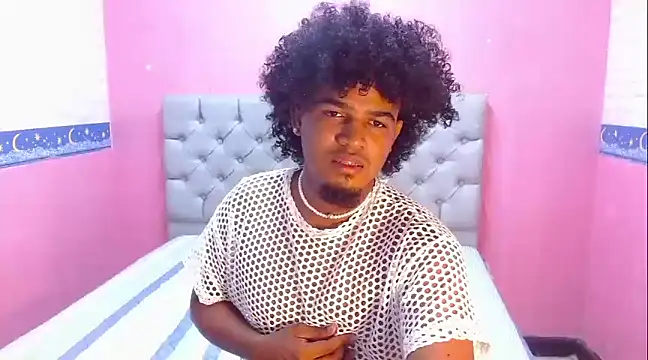 Snapshot of JaicobRuneer chatting on March 22, 2025, 11:53 pm JaicobRuneer online show from March 22, 2025, 11:53 pm