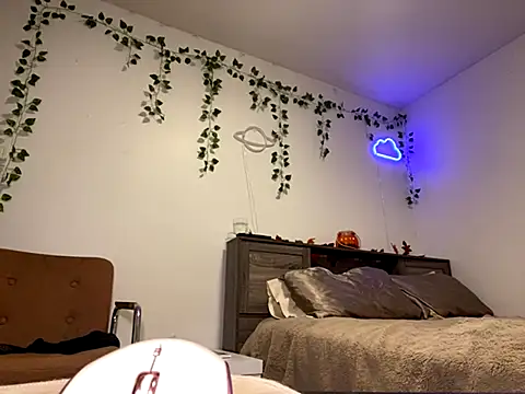 Kittyymaze1 online show from September 27, 2025, 1:50 pm