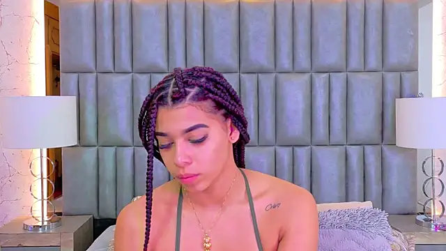 TiaraRosse online show from June 14, 2026, 5:14 pm
