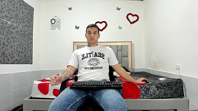 simookeler online show from October 3, 2025, 11:12 am