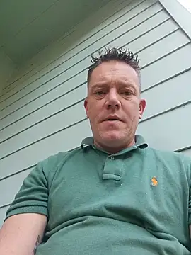 Bigtater1999 online show from April 24, 2026, 9:50 pm