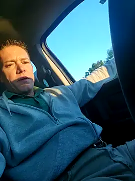 Bigtater1999 online show from October 22, 2025, 11:42 am