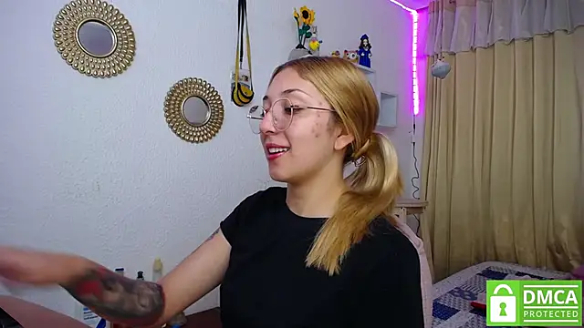 Soffy-brooks online show from February 21, 2025, 7:34 am