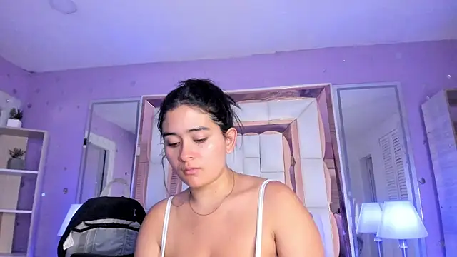 scarlette 15  online show from August 1, 2026, 3:15 am